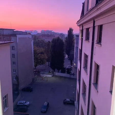 Oda ve Kahvaltı Grossling