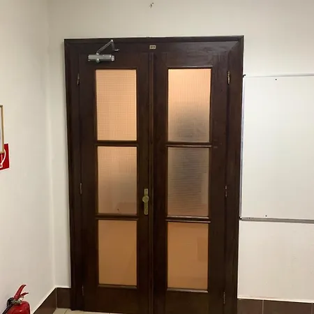 Oda ve Kahvaltı Grossling